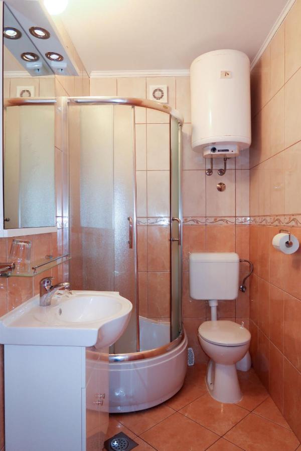 Apartment Ana - Rab166 By Interhome Barbat na Rabu Exterior photo