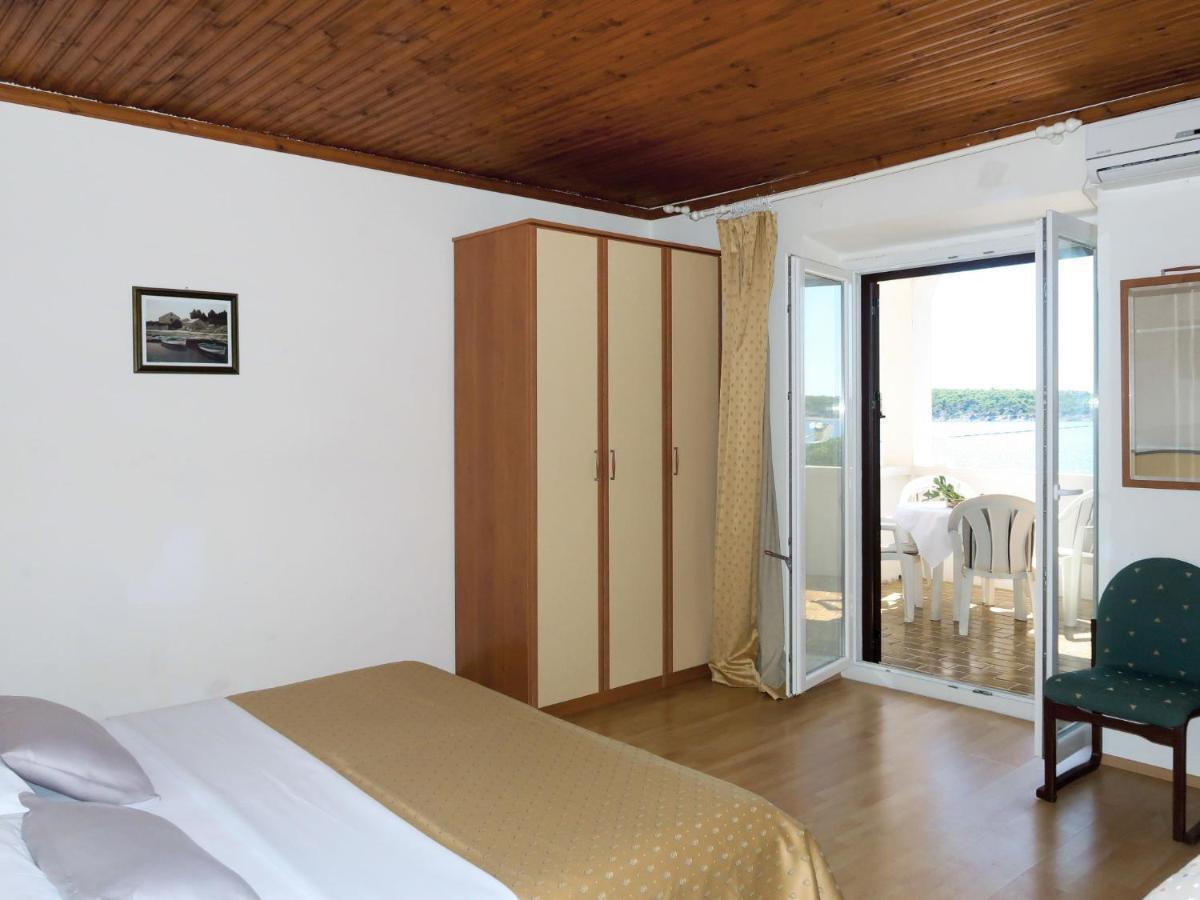 Apartment Ana - Rab166 By Interhome Barbat na Rabu Exterior photo